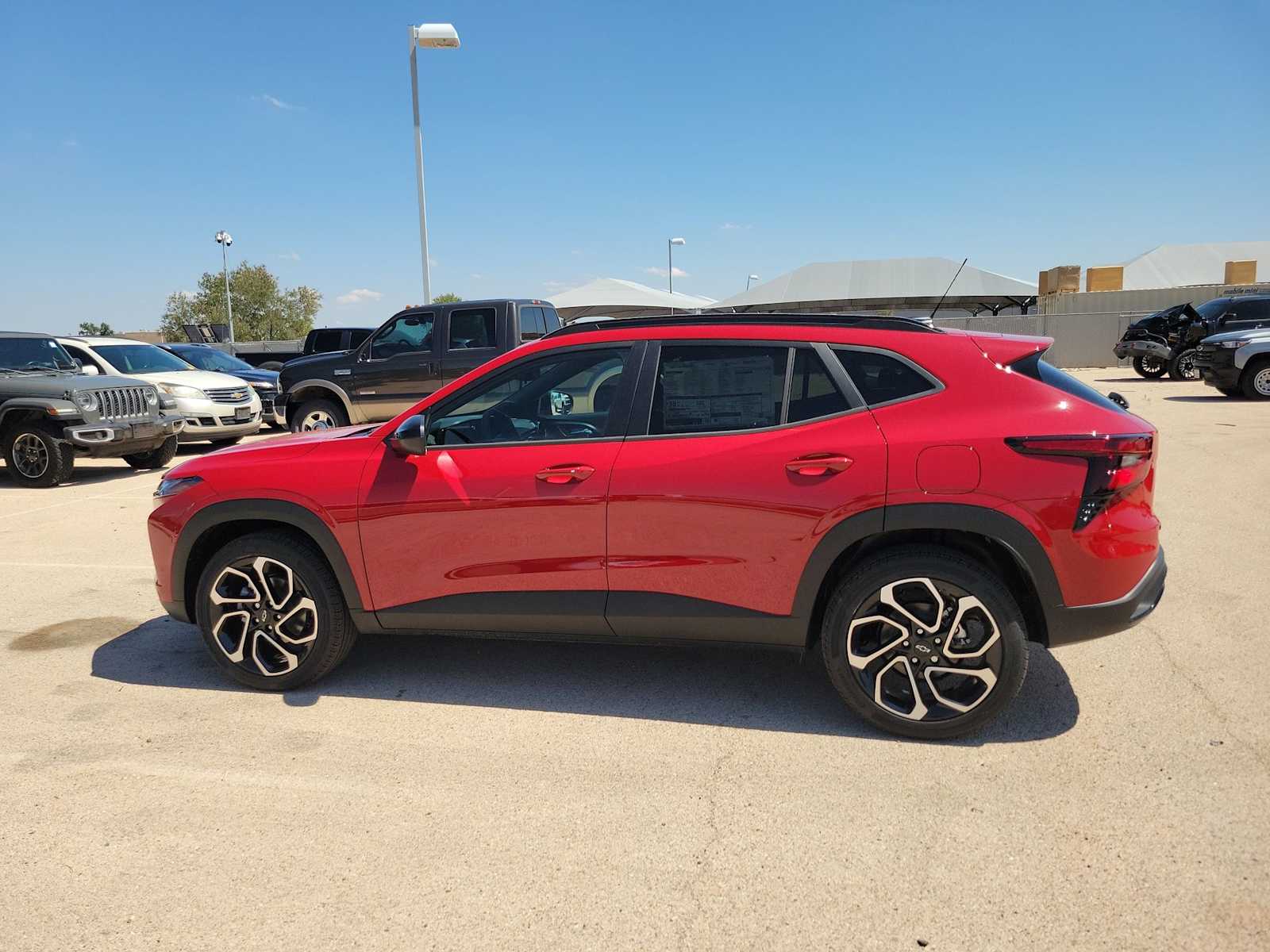 Thumbnail: 2026 Chevrolet Trax - 5