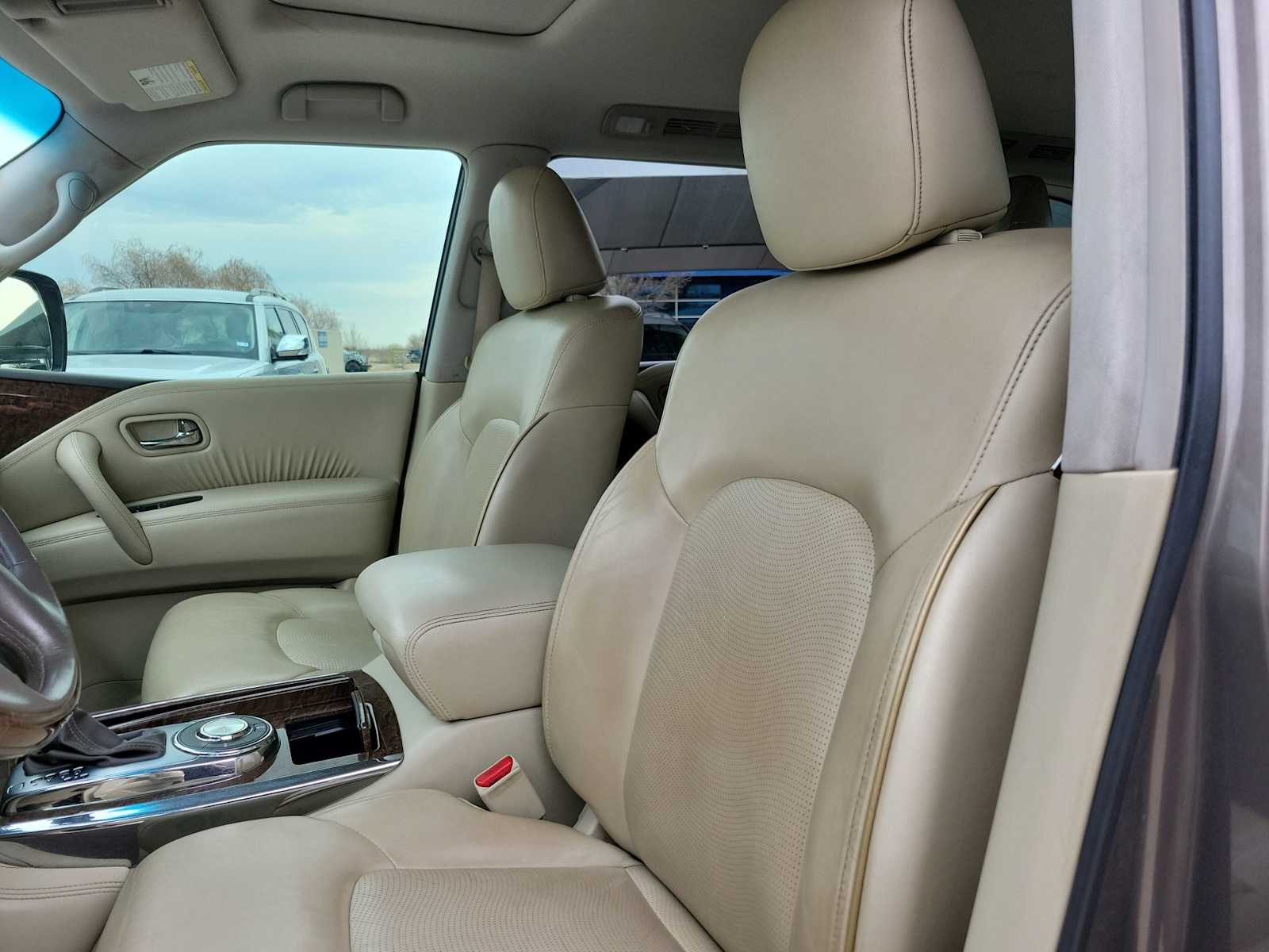 Thumbnail: 2017 INFINITI QX80 - 11