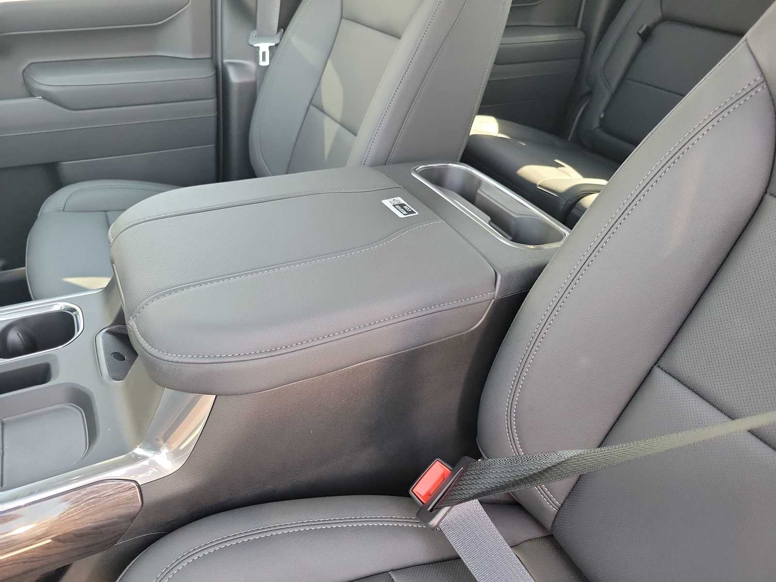 Thumbnail: 2026 Chevrolet Silverado 1500 - 12