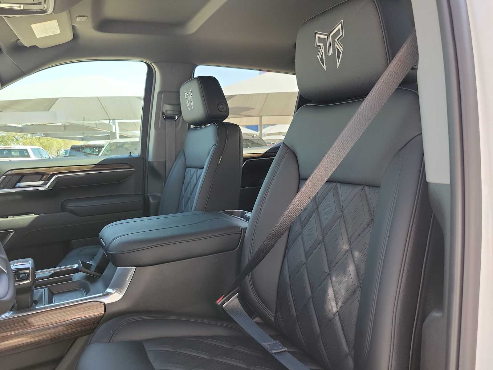 Thumbnail: 2025 Chevrolet Silverado 1500 - 11