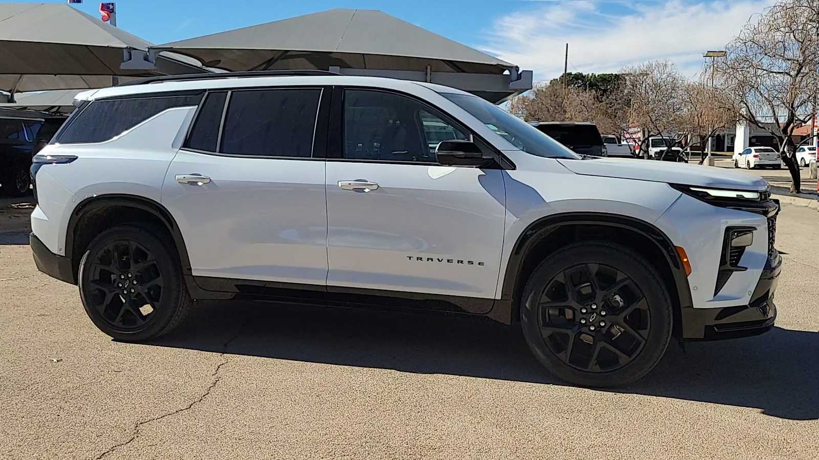 Thumbnail: 2026 Chevrolet Traverse - 3