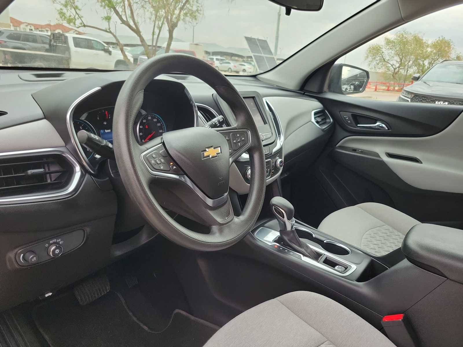 Thumbnail: 2024 Chevrolet Equinox - 10
