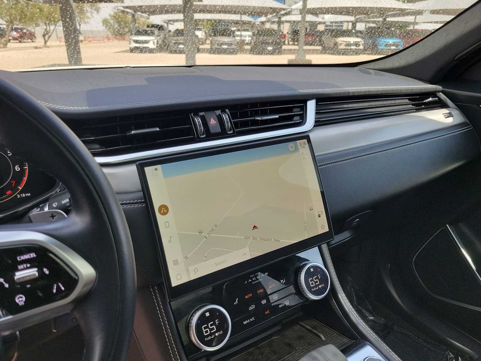 Thumbnail: 2024 Jaguar F-Pace - 24