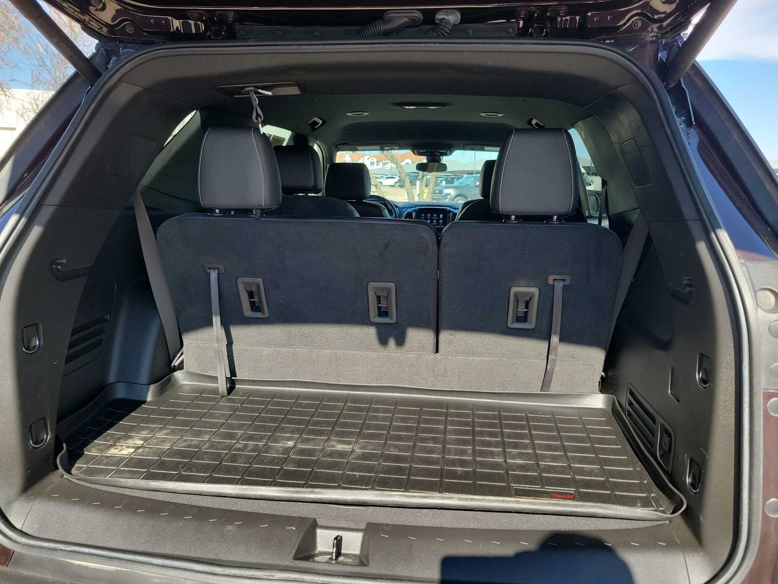 Thumbnail: 2023 Chevrolet Traverse - 19