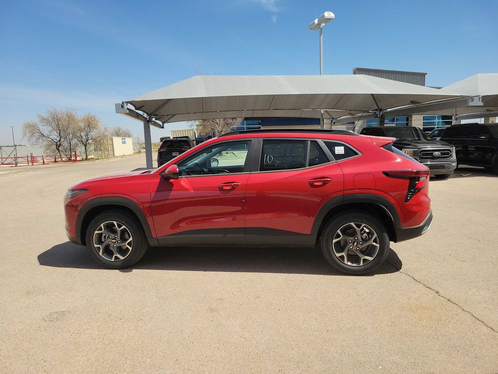 Thumbnail: 2026 Chevrolet Trax - 5