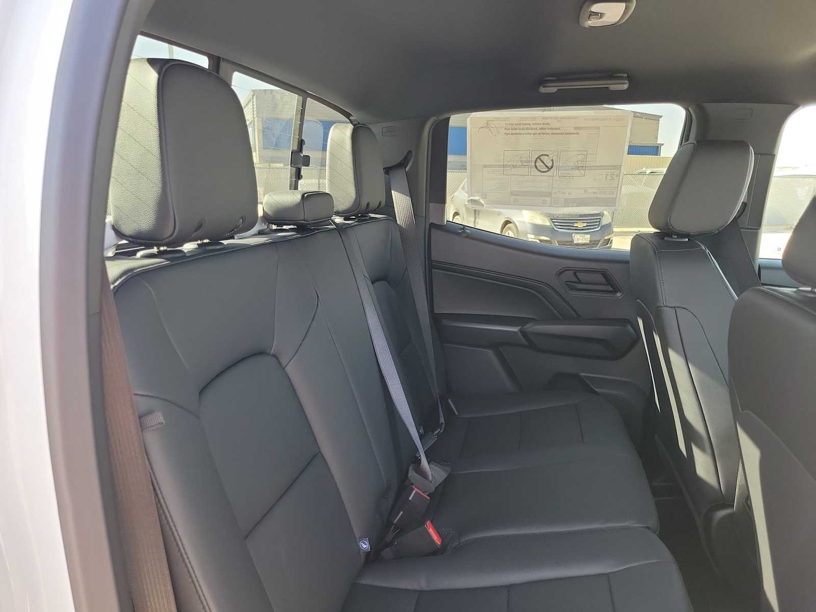 Thumbnail: 2026 Chevrolet Colorado - 21