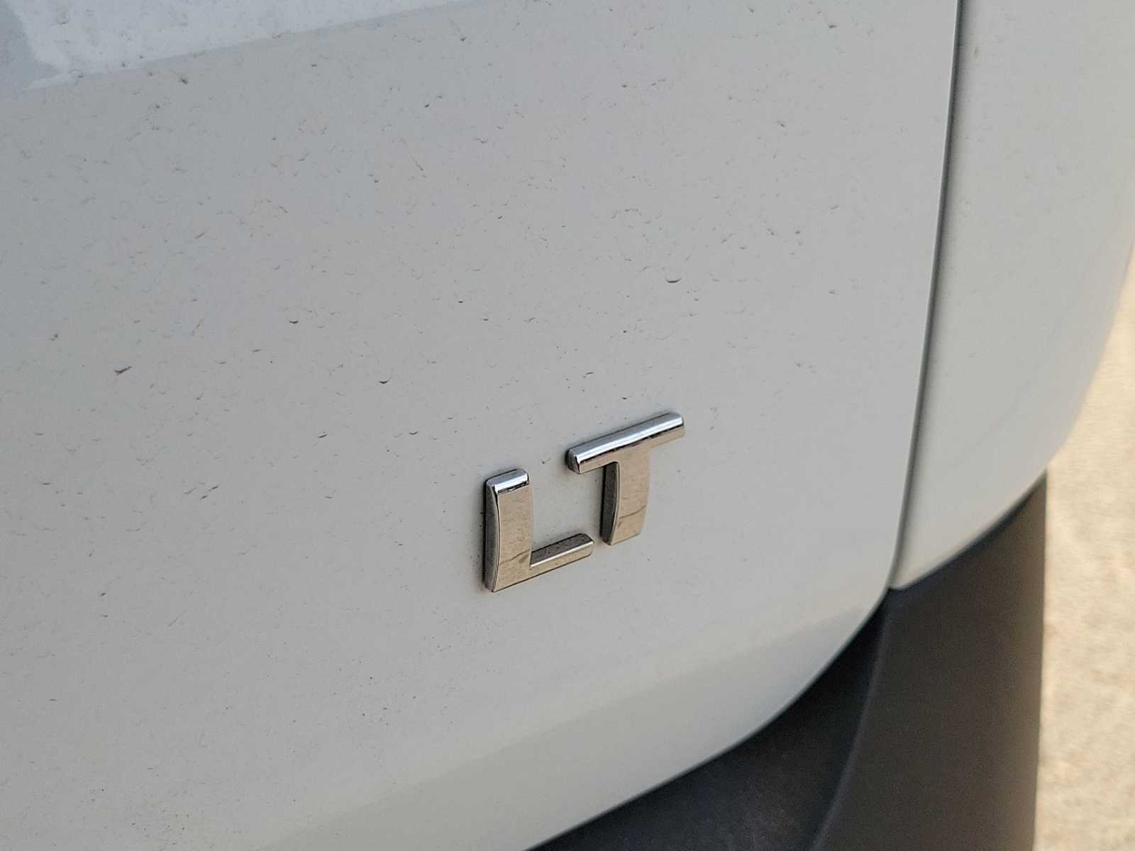 Thumbnail: 2023 Chevrolet Traverse - 7