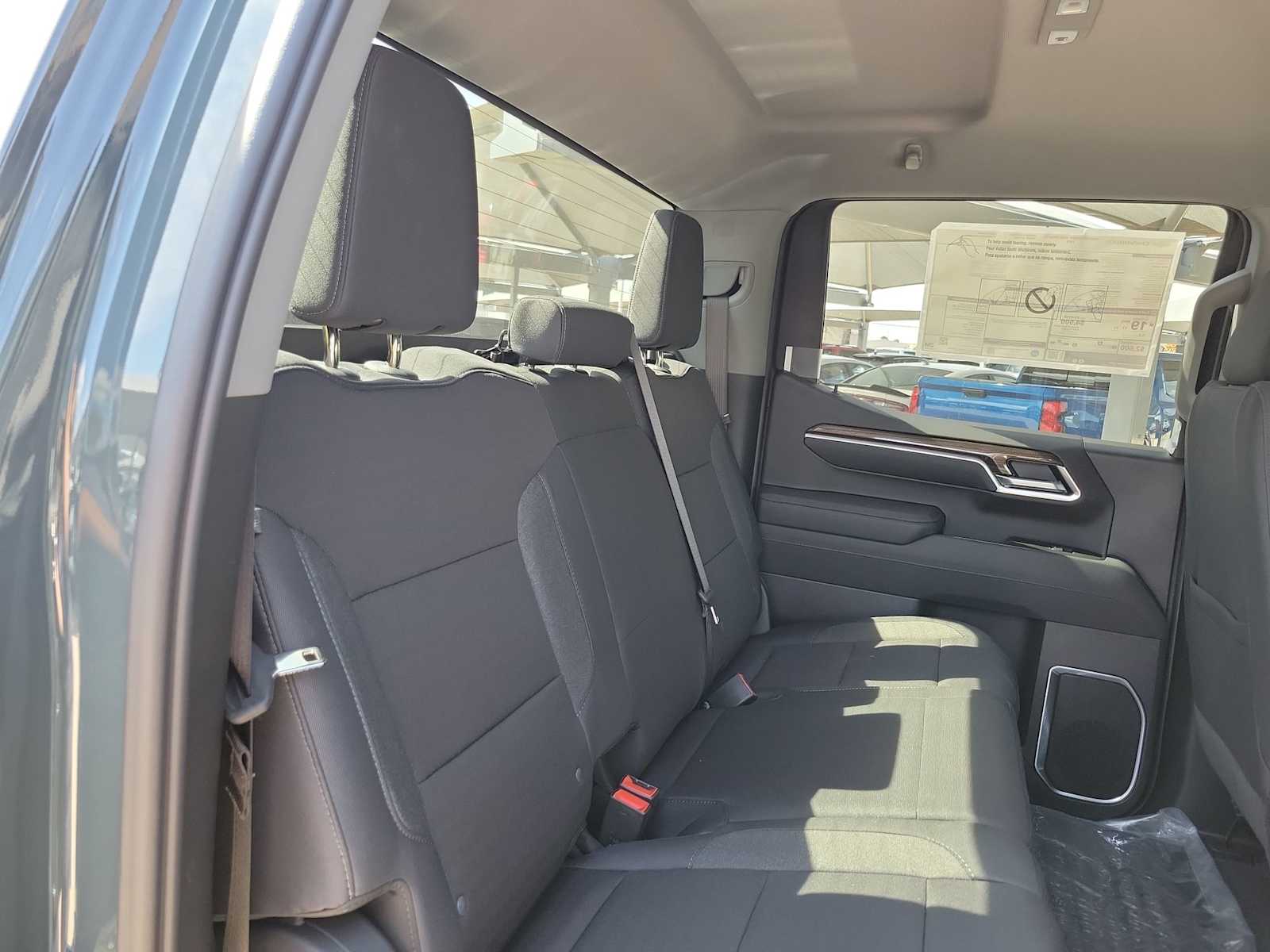 Thumbnail: 2026 Chevrolet Silverado 1500 - 13