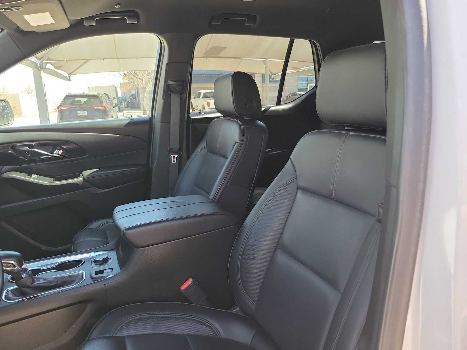 Thumbnail: 2023 Chevrolet Traverse - 7