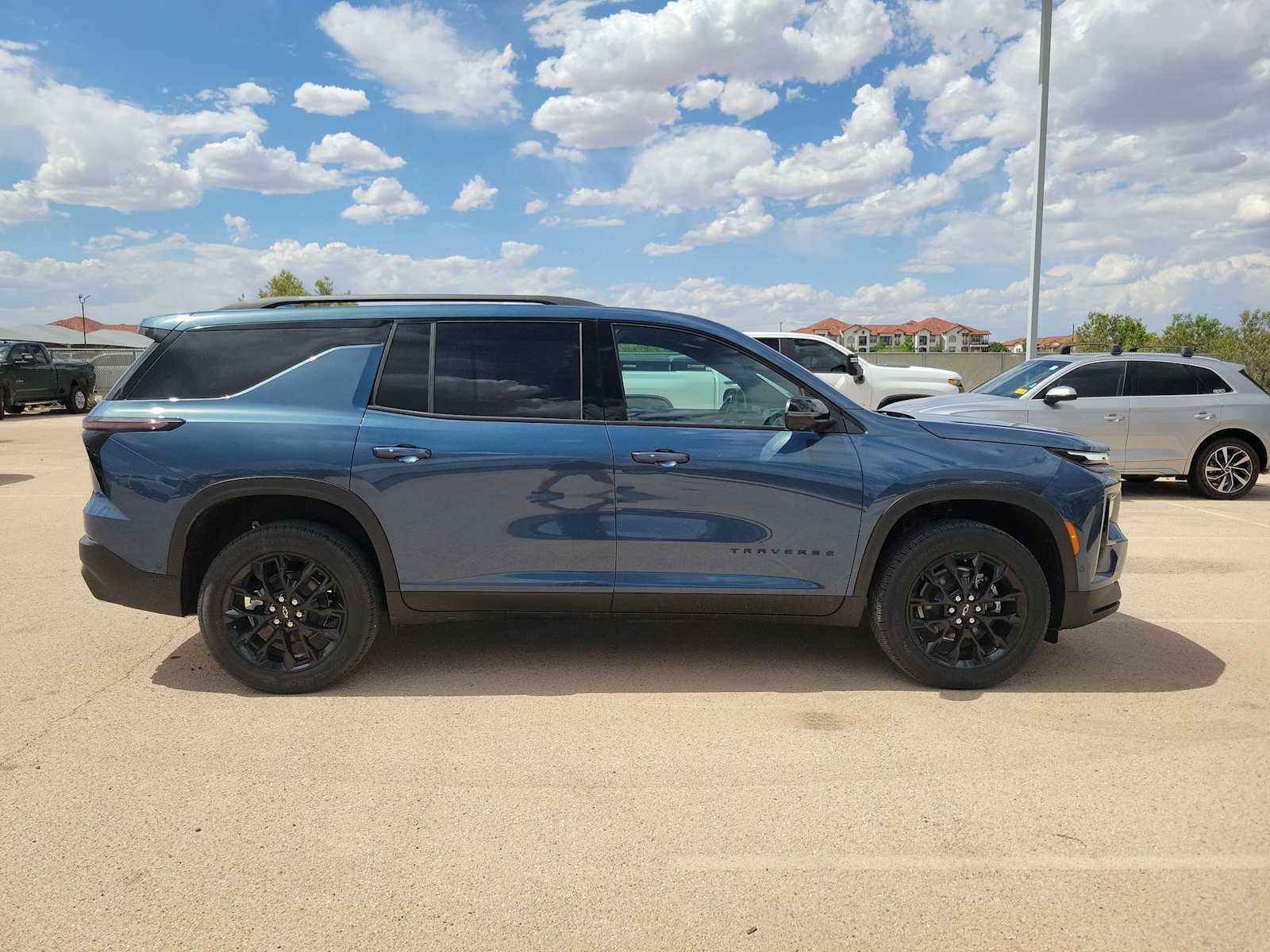 Thumbnail: 2026 Chevrolet Traverse - 9