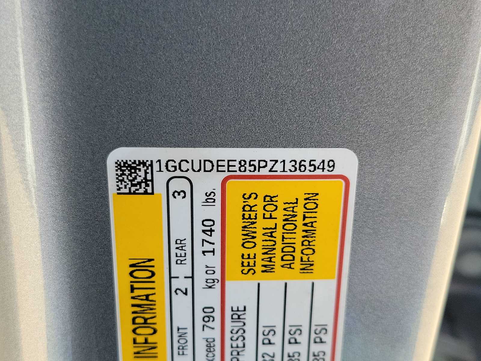 Thumbnail: 2023 Chevrolet Silverado 1500 - 21