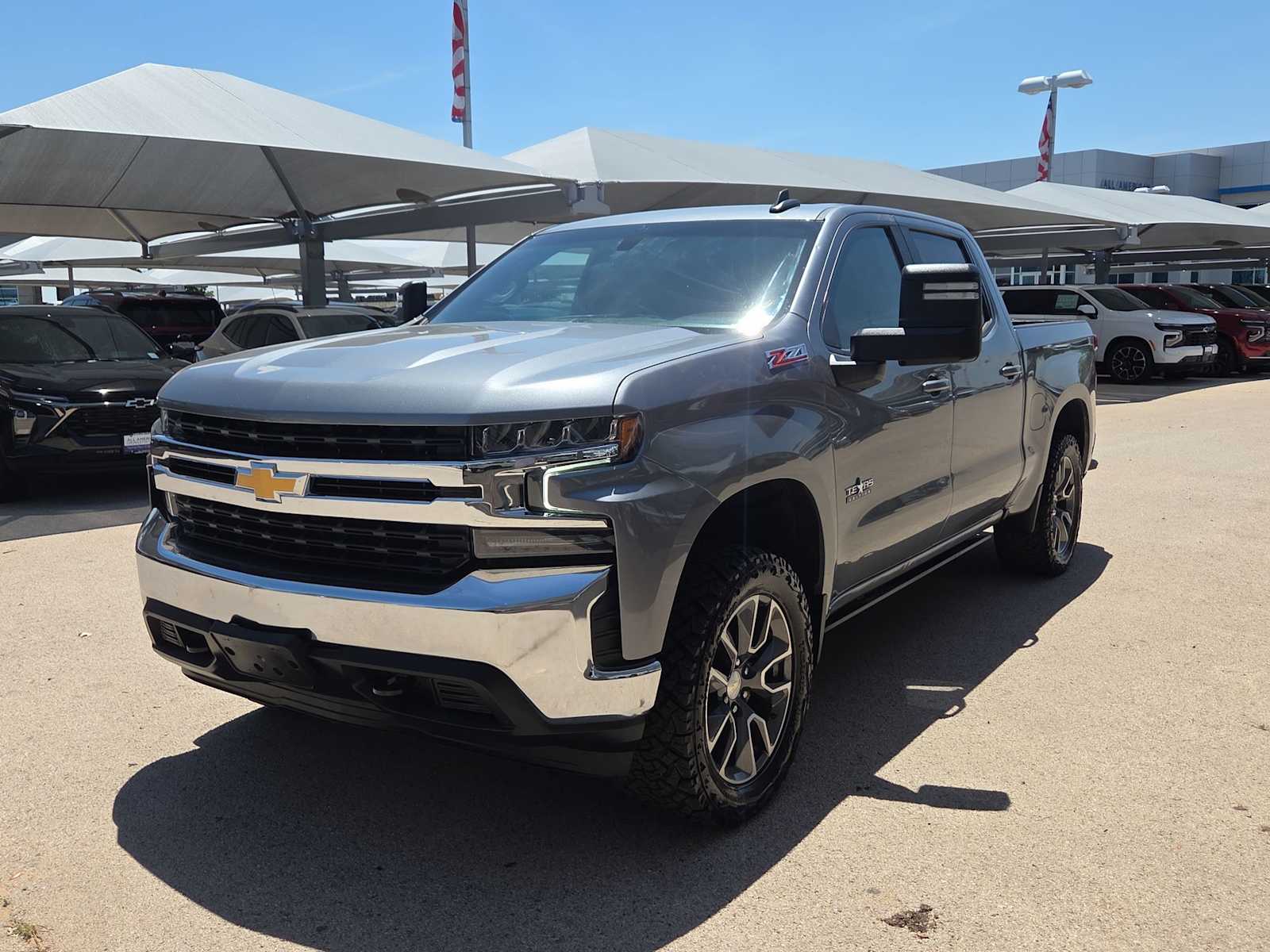 Thumbnail: 2021 Chevrolet Silverado 1500 - 4