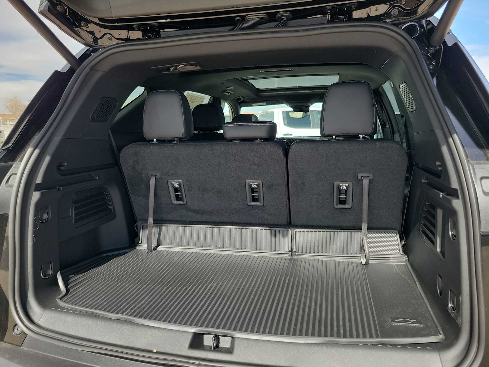 Thumbnail: 2026 Chevrolet Traverse - 15