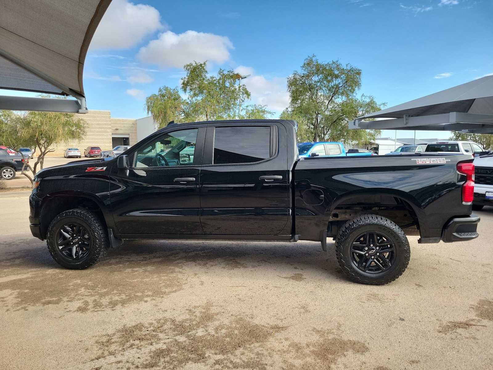 Thumbnail: 2024 Chevrolet Silverado 1500 - 3