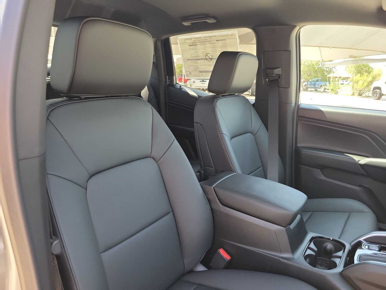 Thumbnail: 2026 Chevrolet Colorado - 14