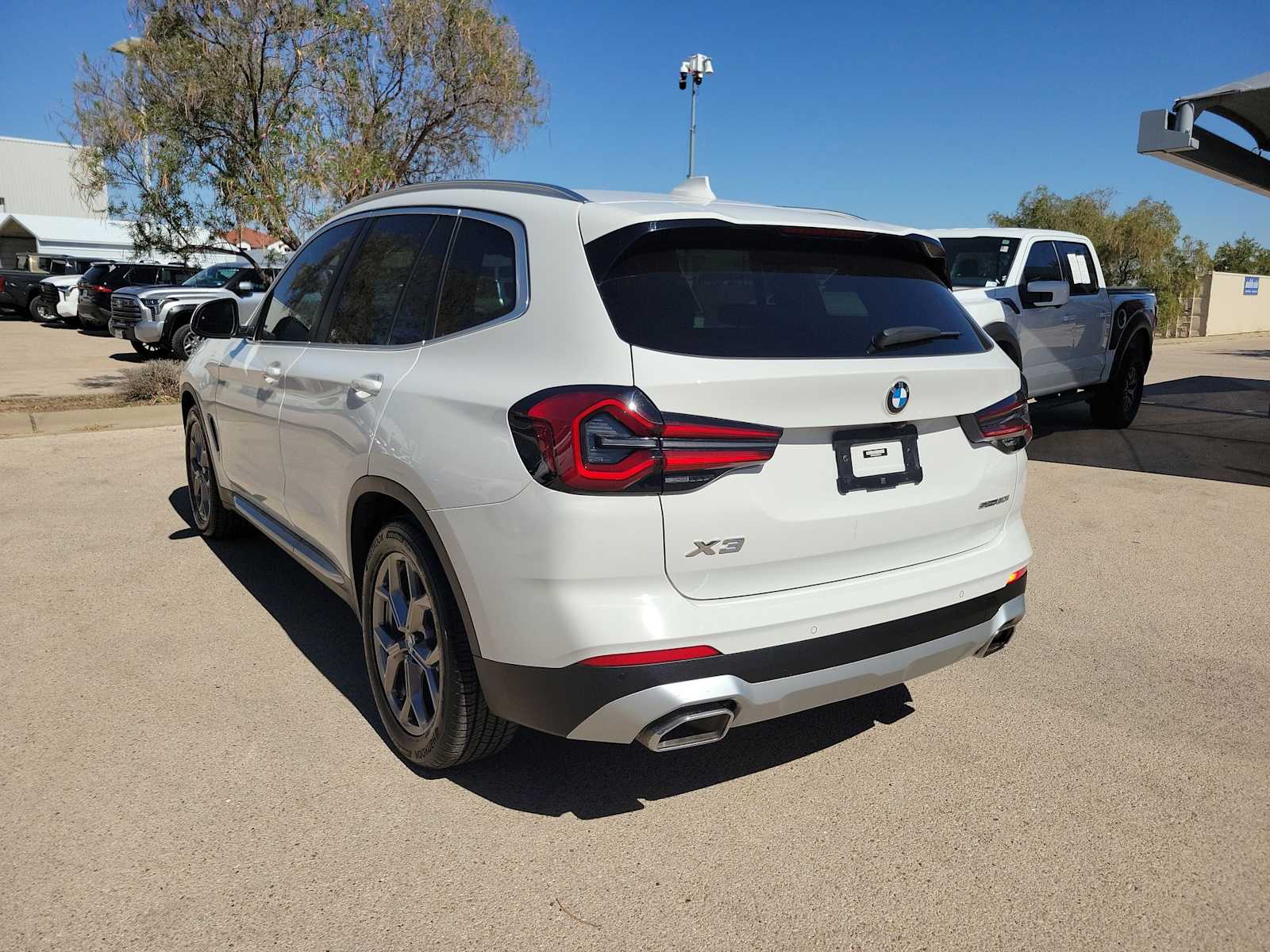 Thumbnail: 2023 BMW X3 - 4