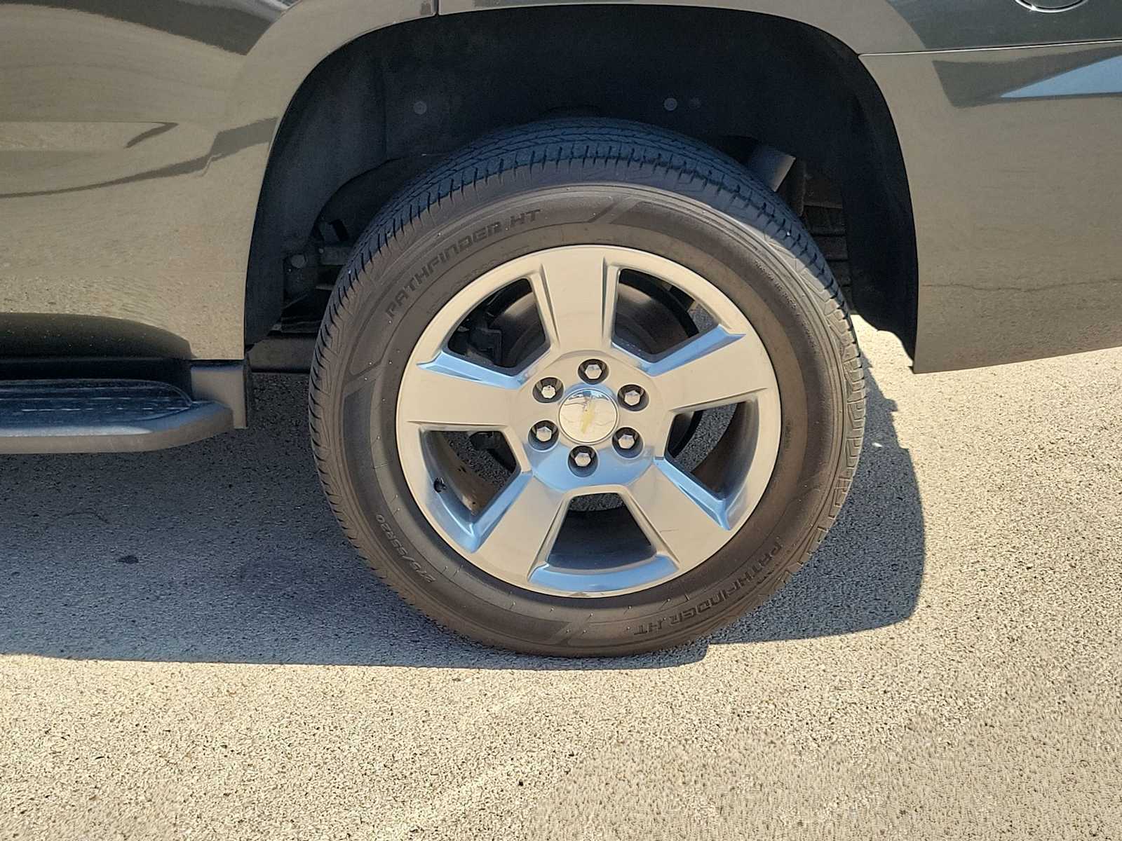 Thumbnail: 2019 Chevrolet Tahoe - 8