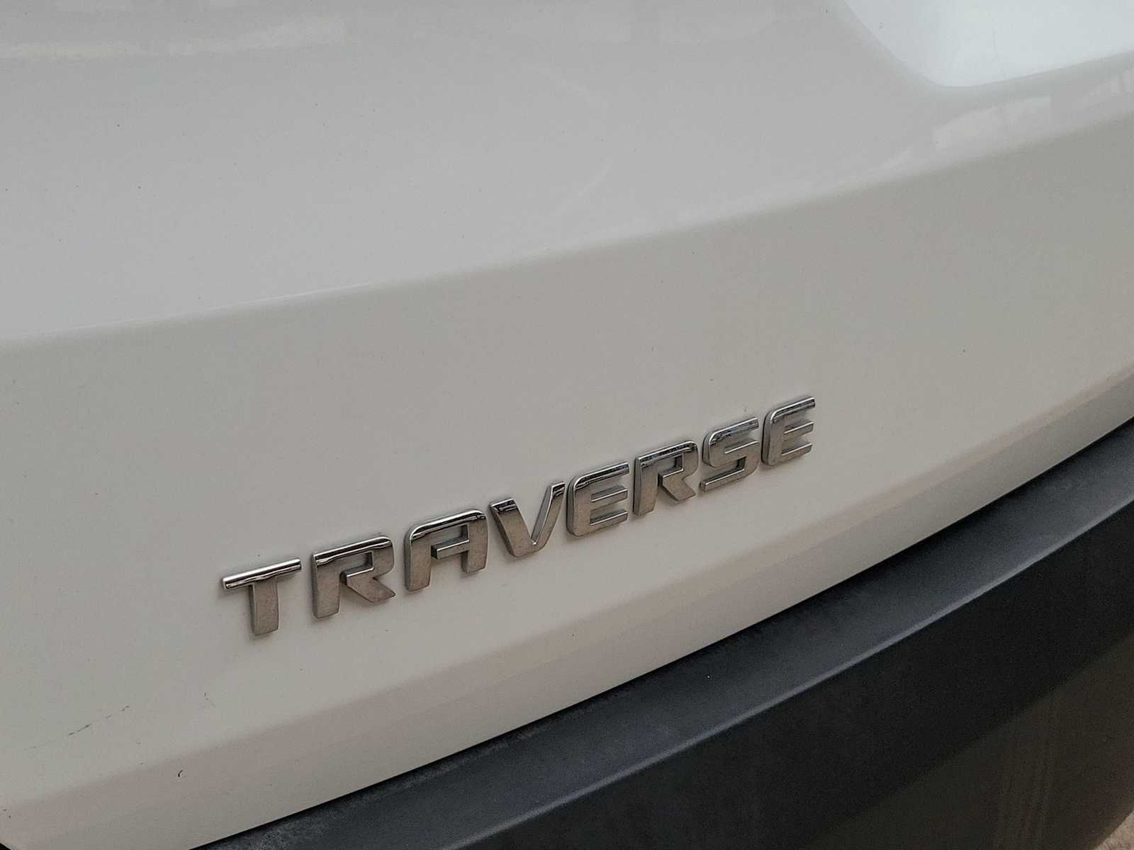 Thumbnail: 2022 Chevrolet Traverse - 11