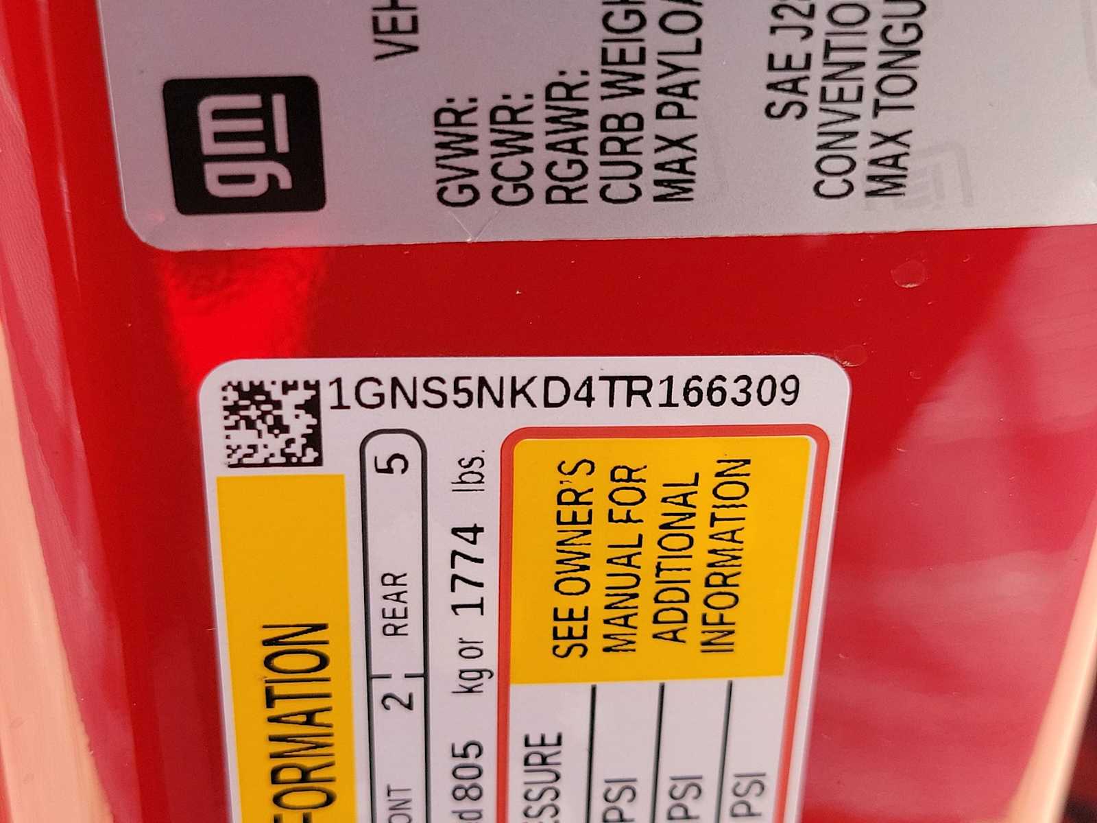 Thumbnail: 2026 Chevrolet Tahoe - 21