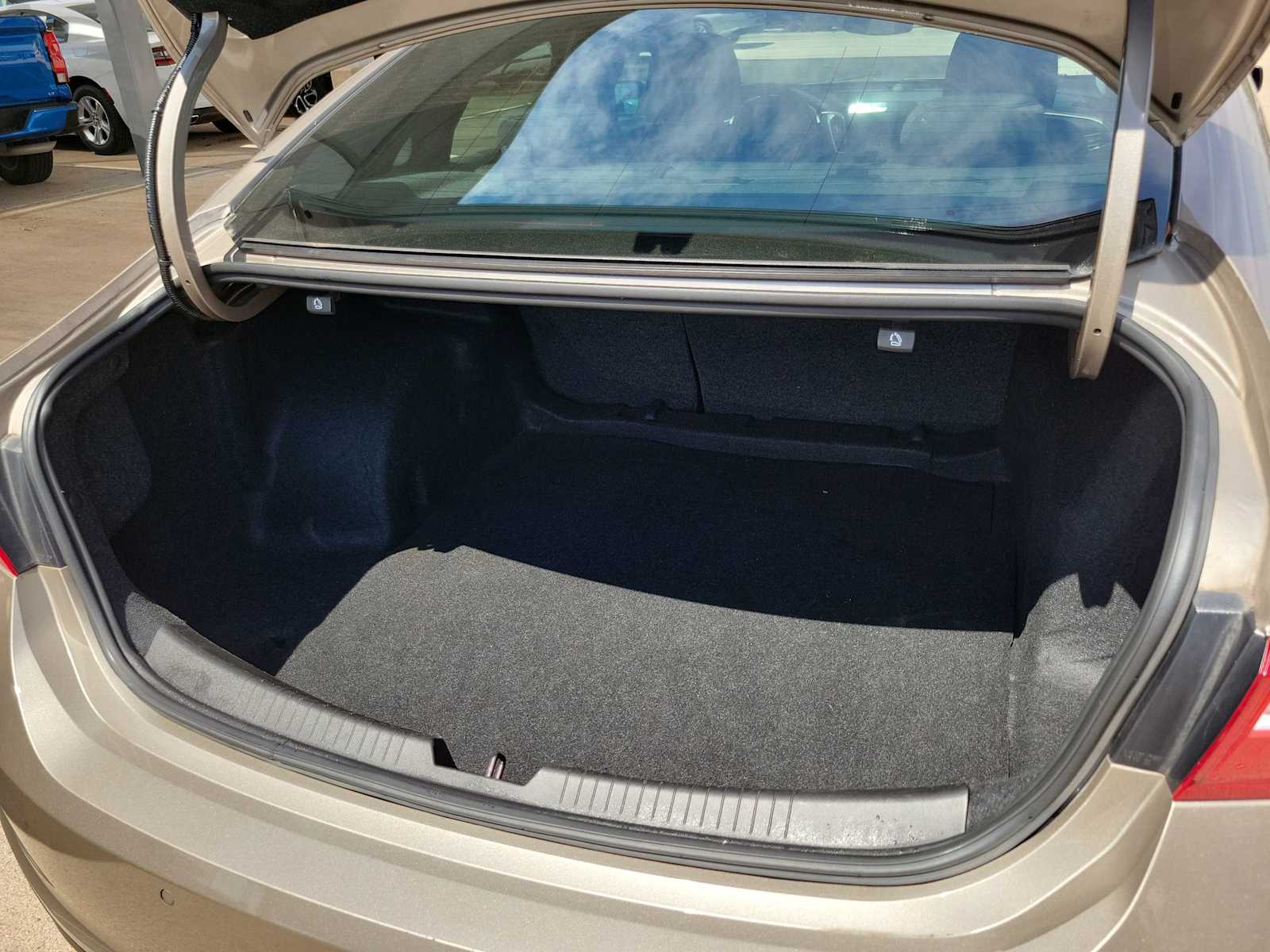 Thumbnail: 2024 Chevrolet Malibu - 19