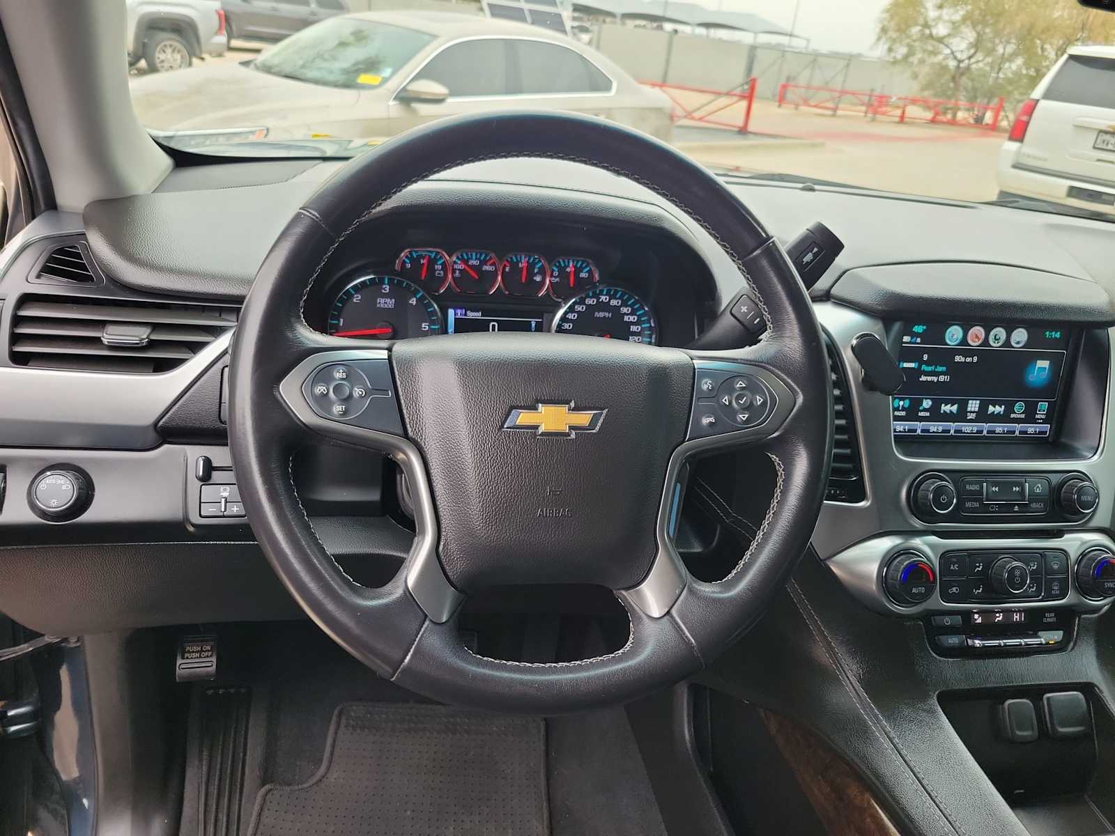 Thumbnail: 2020 Chevrolet Suburban - 15