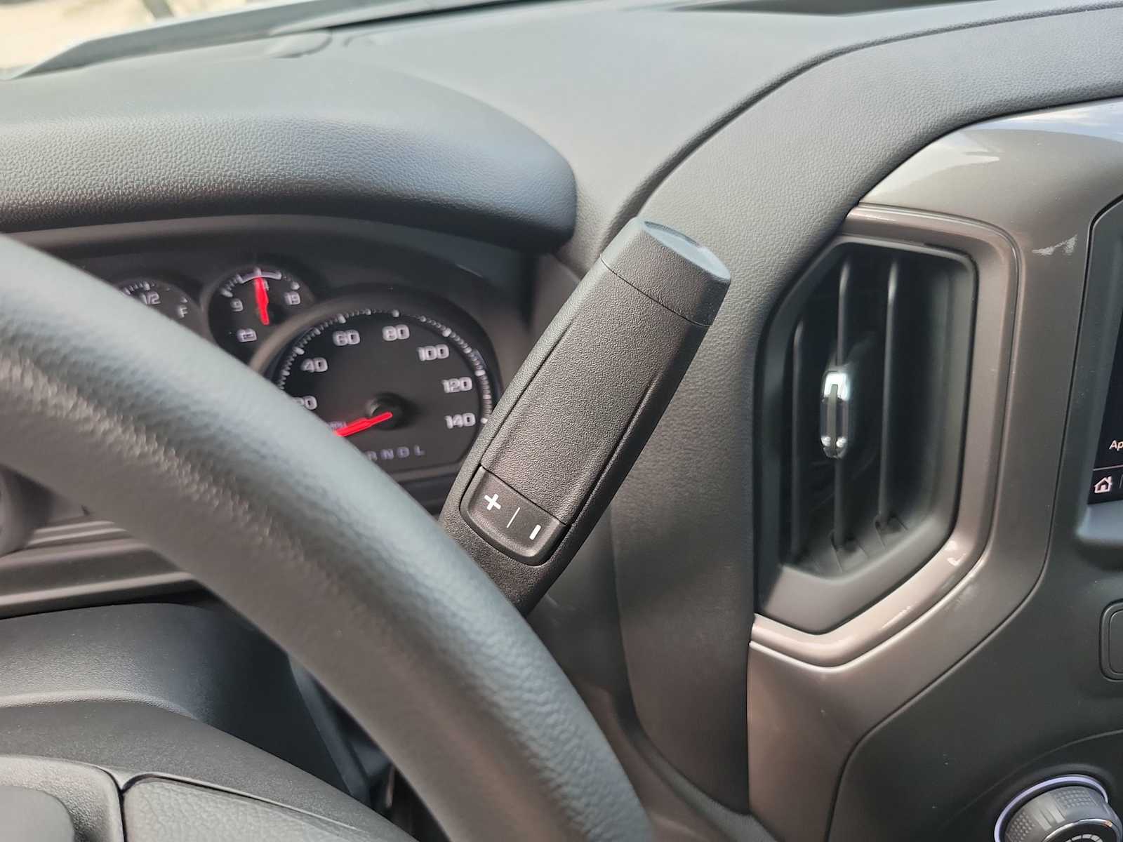 Thumbnail: 2025 Chevrolet Silverado 1500 - 17