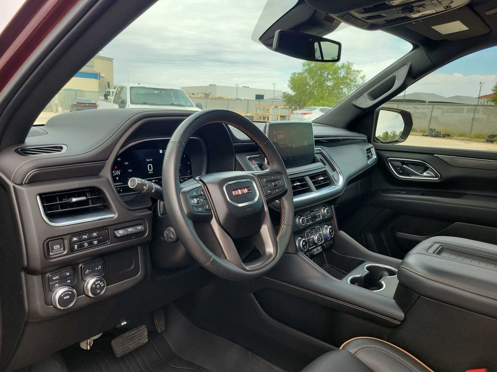 Thumbnail: 2023 GMC Yukon - 10