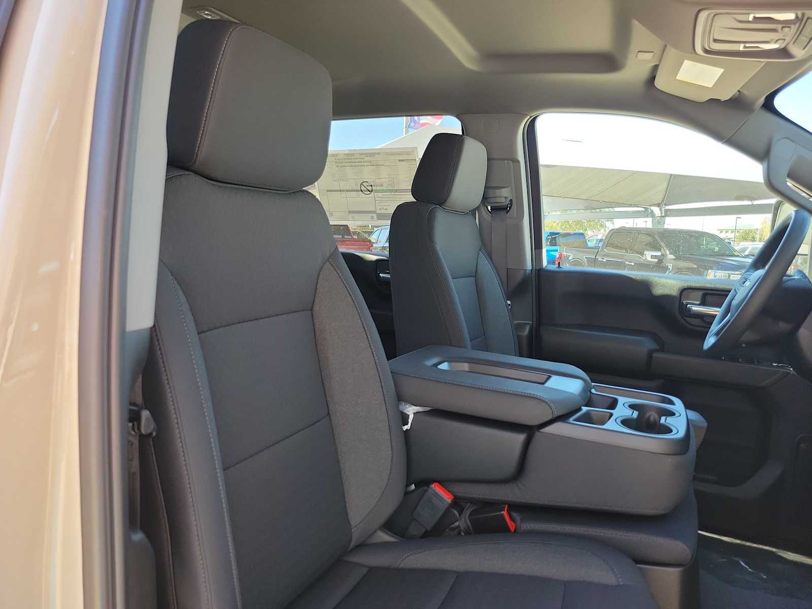 Thumbnail: 2026 Chevrolet Silverado 2500 - 14