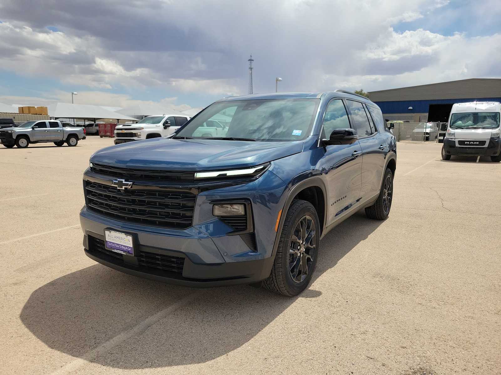 Thumbnail: 2026 Chevrolet Traverse - 4