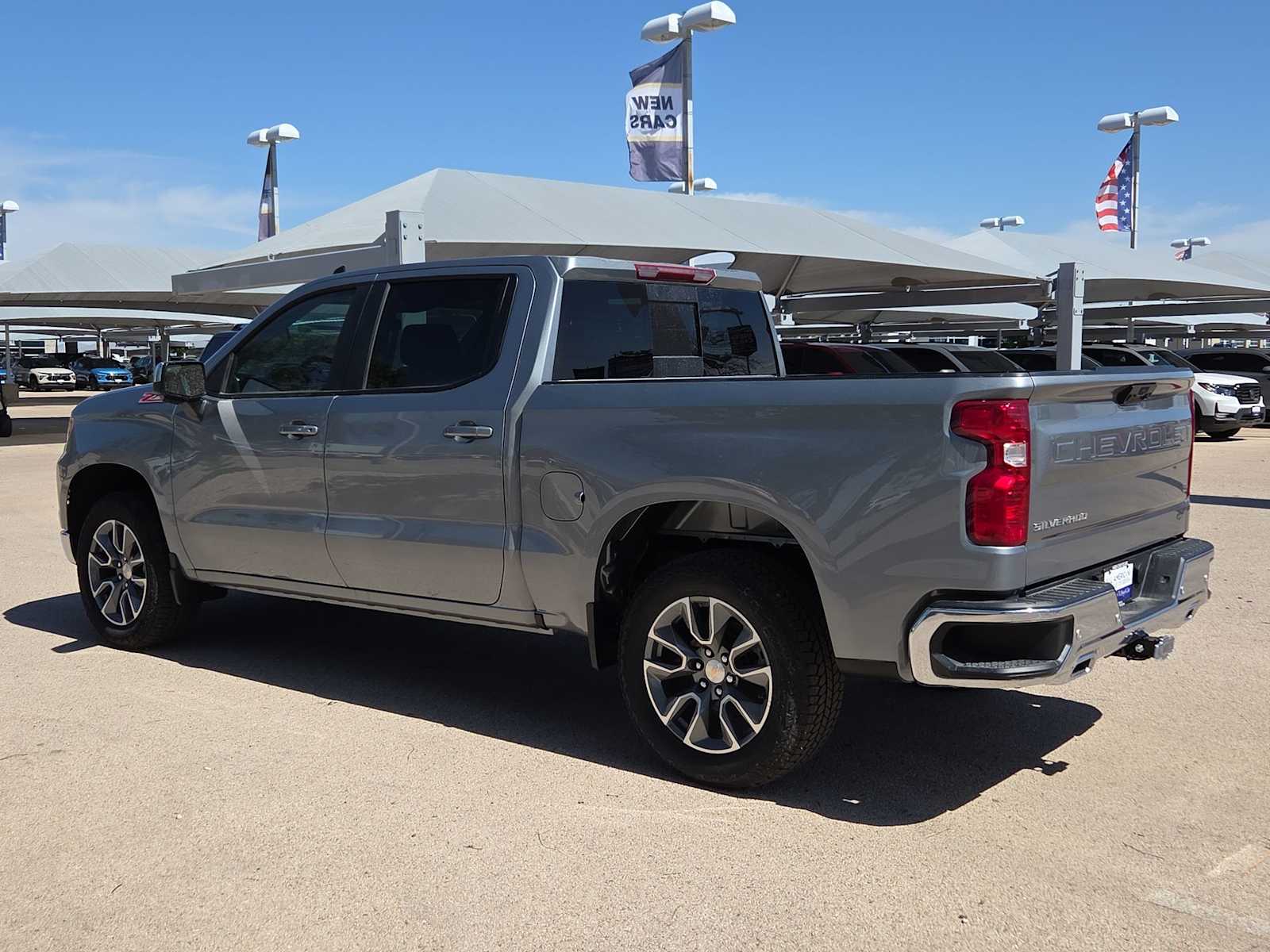 Thumbnail: 2026 Chevrolet Silverado 1500 - 5