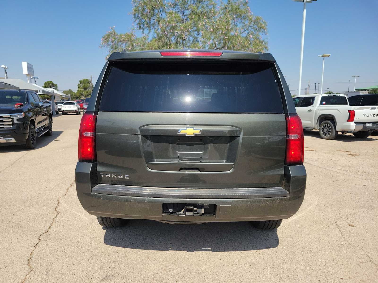 Thumbnail: 2019 Chevrolet Tahoe - 5
