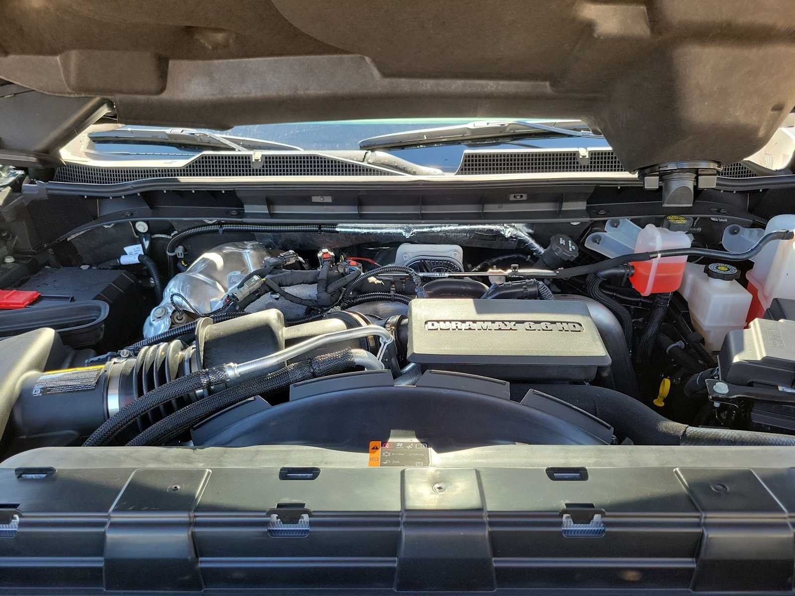 Thumbnail: 2026 Chevrolet Silverado 3500 - 9