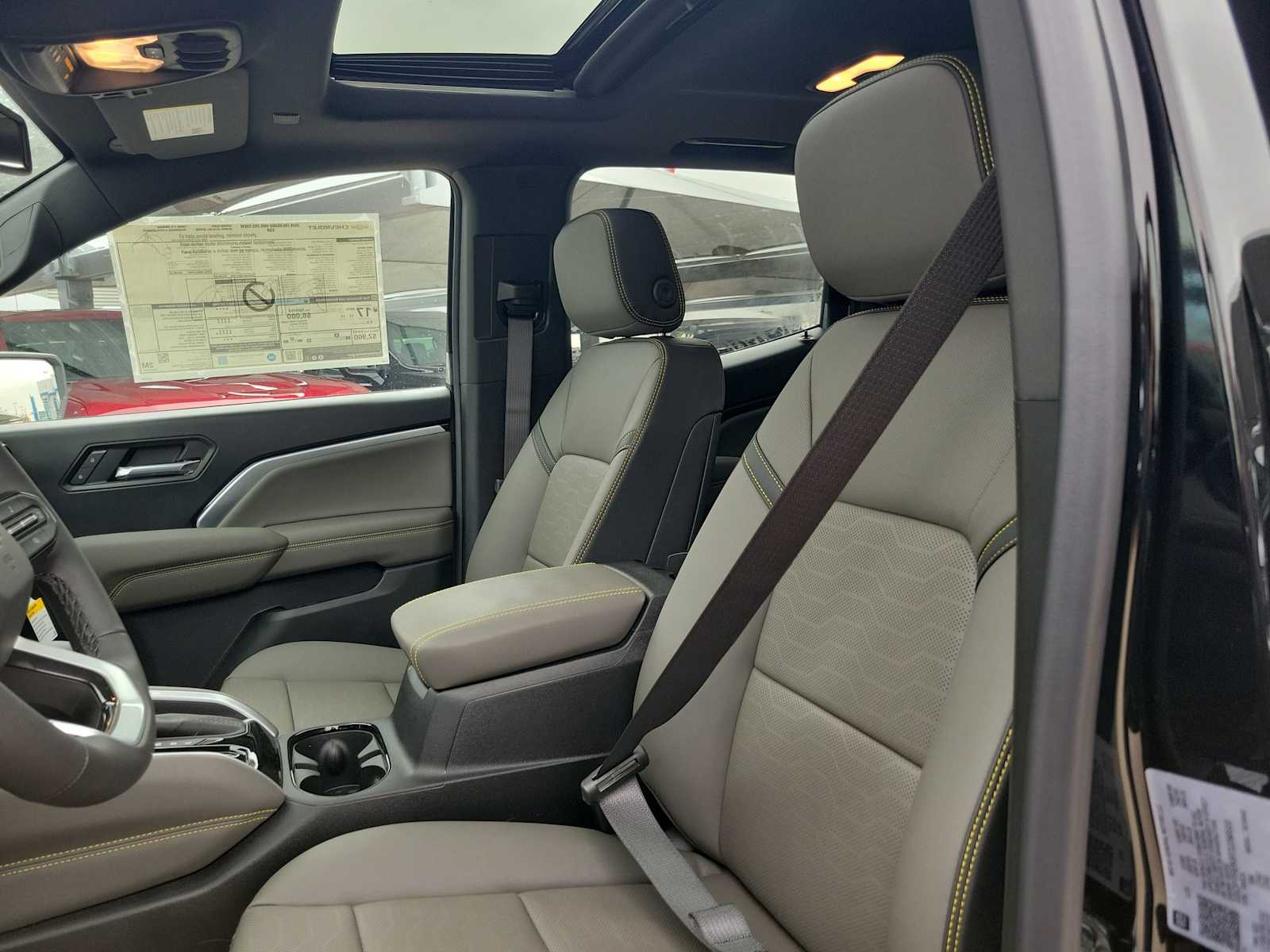 Thumbnail: 2026 Chevrolet Colorado - 11