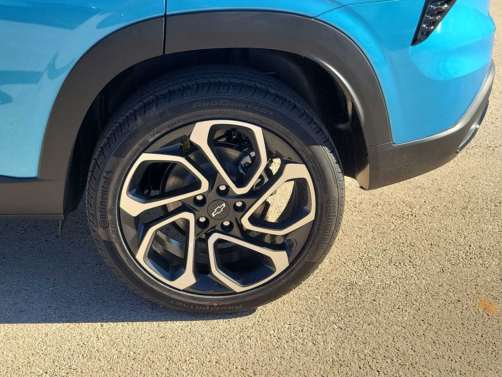 Thumbnail: 2026 Chevrolet Trax - 8