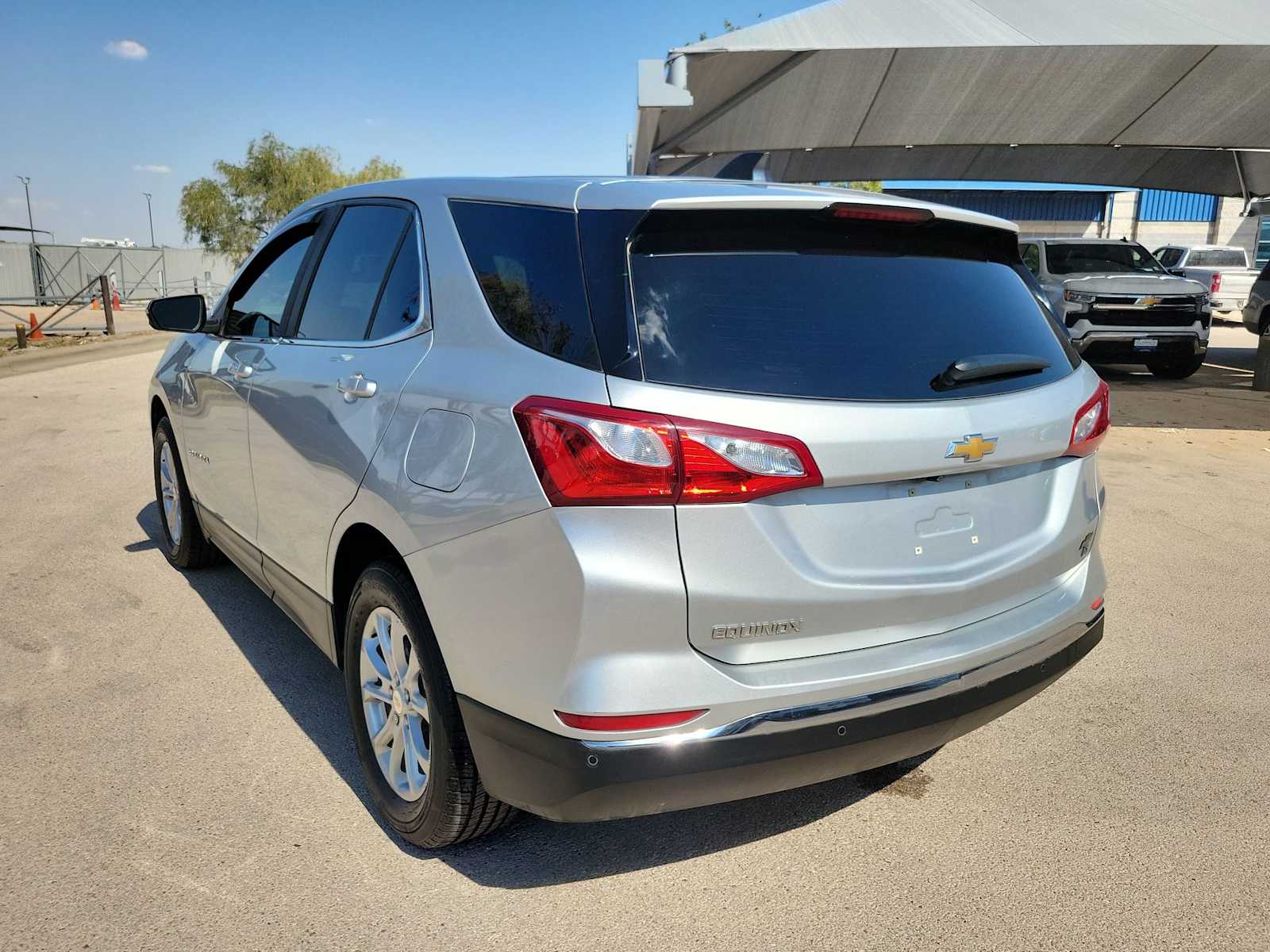 Thumbnail: 2021 Chevrolet Equinox - 4