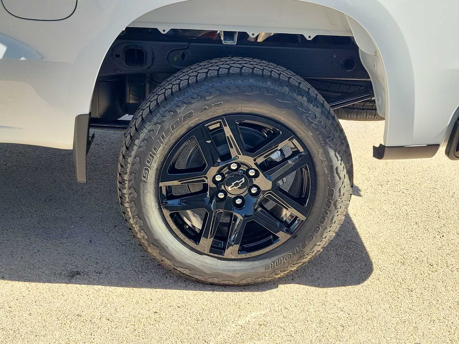 Thumbnail: 2026 Chevrolet Silverado 1500 - 8