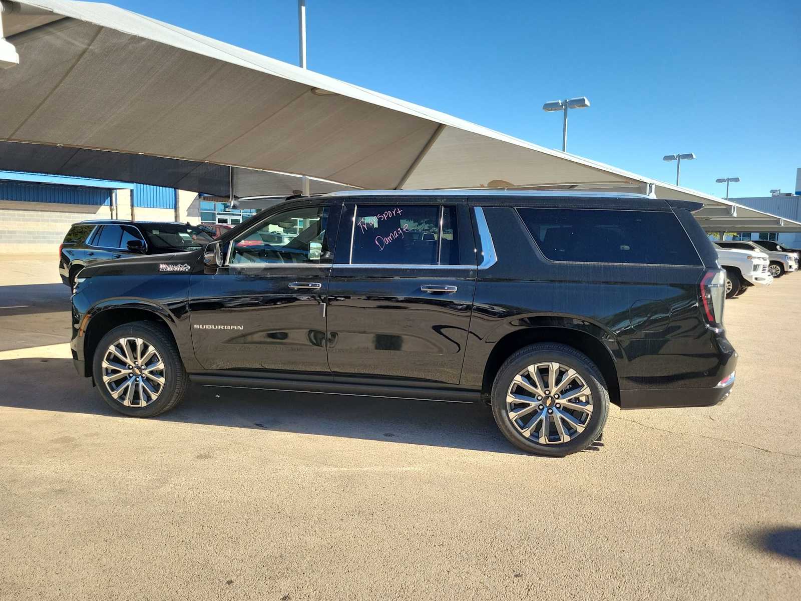 Thumbnail: 2026 Chevrolet Suburban - 3