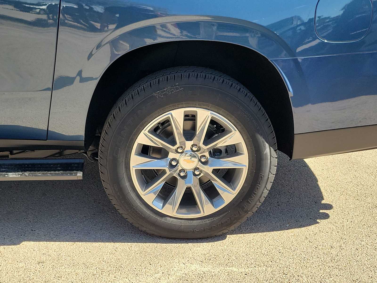 Thumbnail: 2026 Chevrolet Suburban - 8