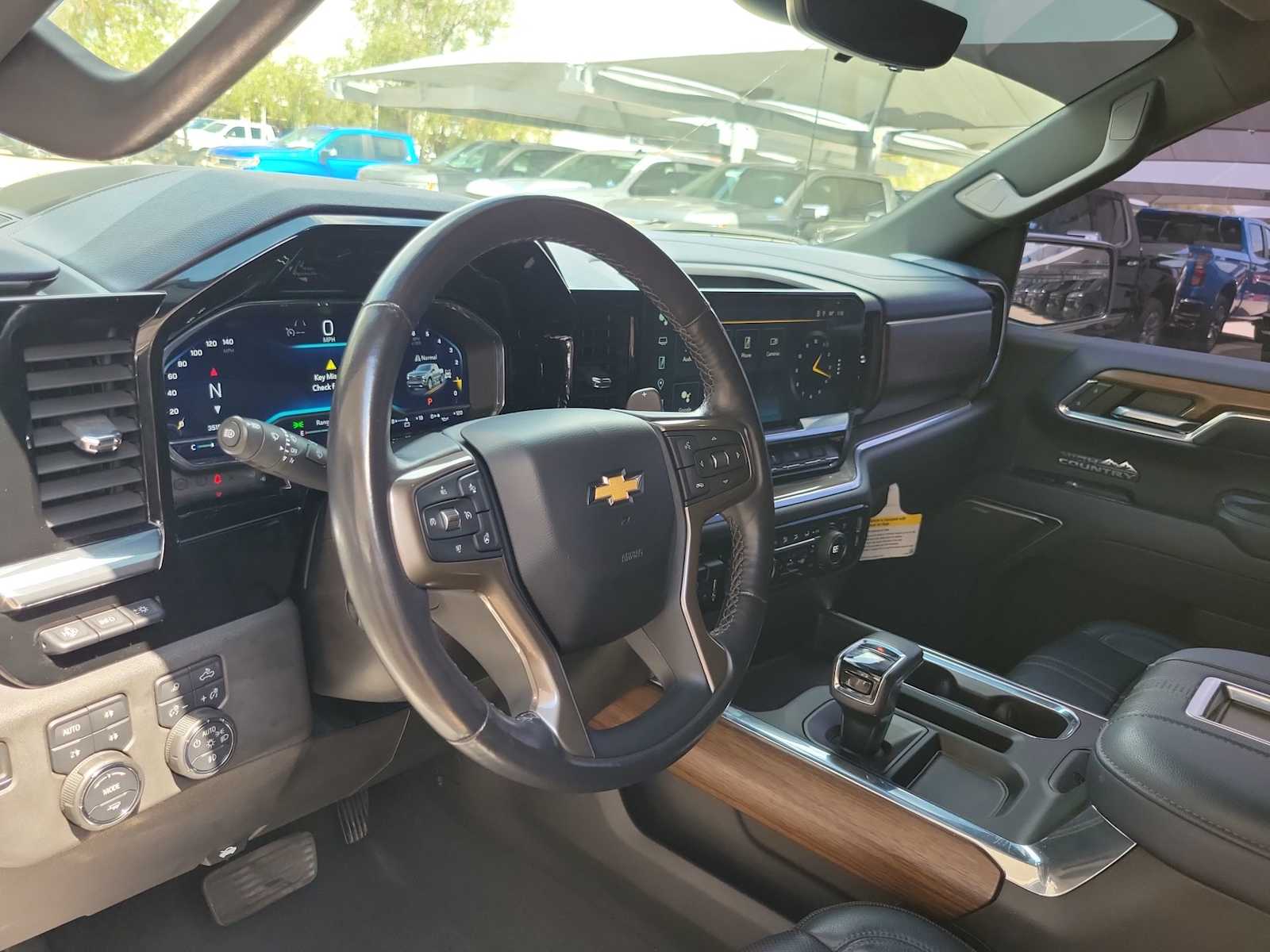 Thumbnail: 2022 Chevrolet Silverado 1500 - 2