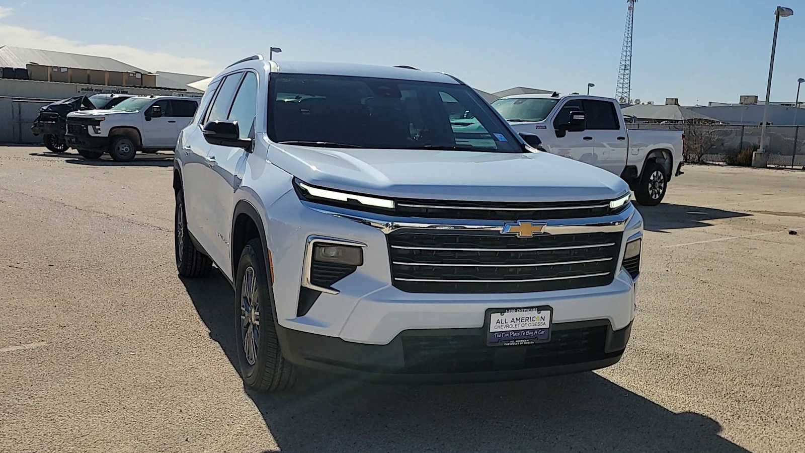 Thumbnail: 2026 Chevrolet Traverse - 4