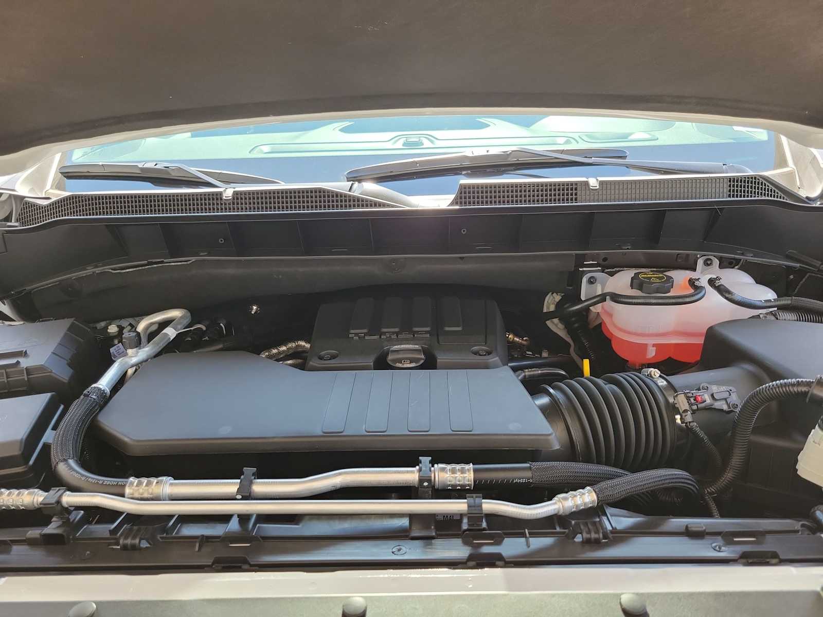 Thumbnail: 2026 Chevrolet Silverado 1500 - 9