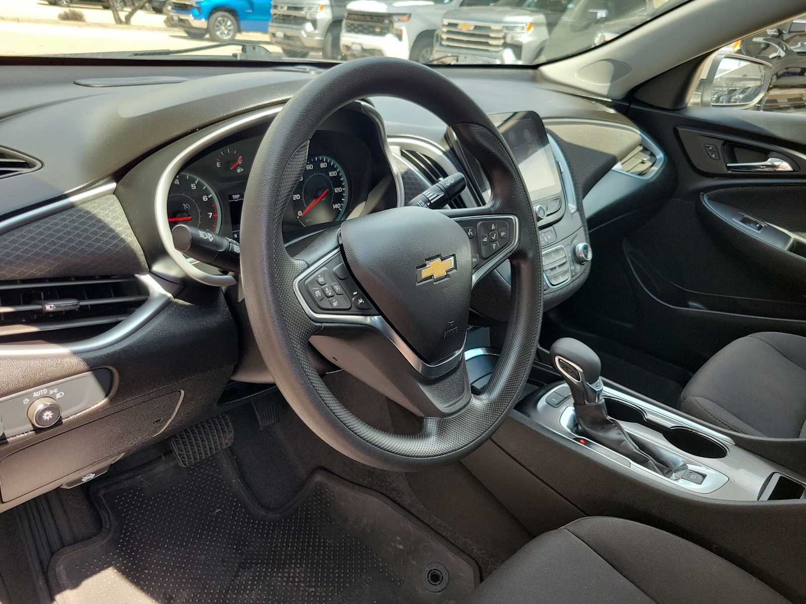 Thumbnail: 2024 Chevrolet Malibu - 2