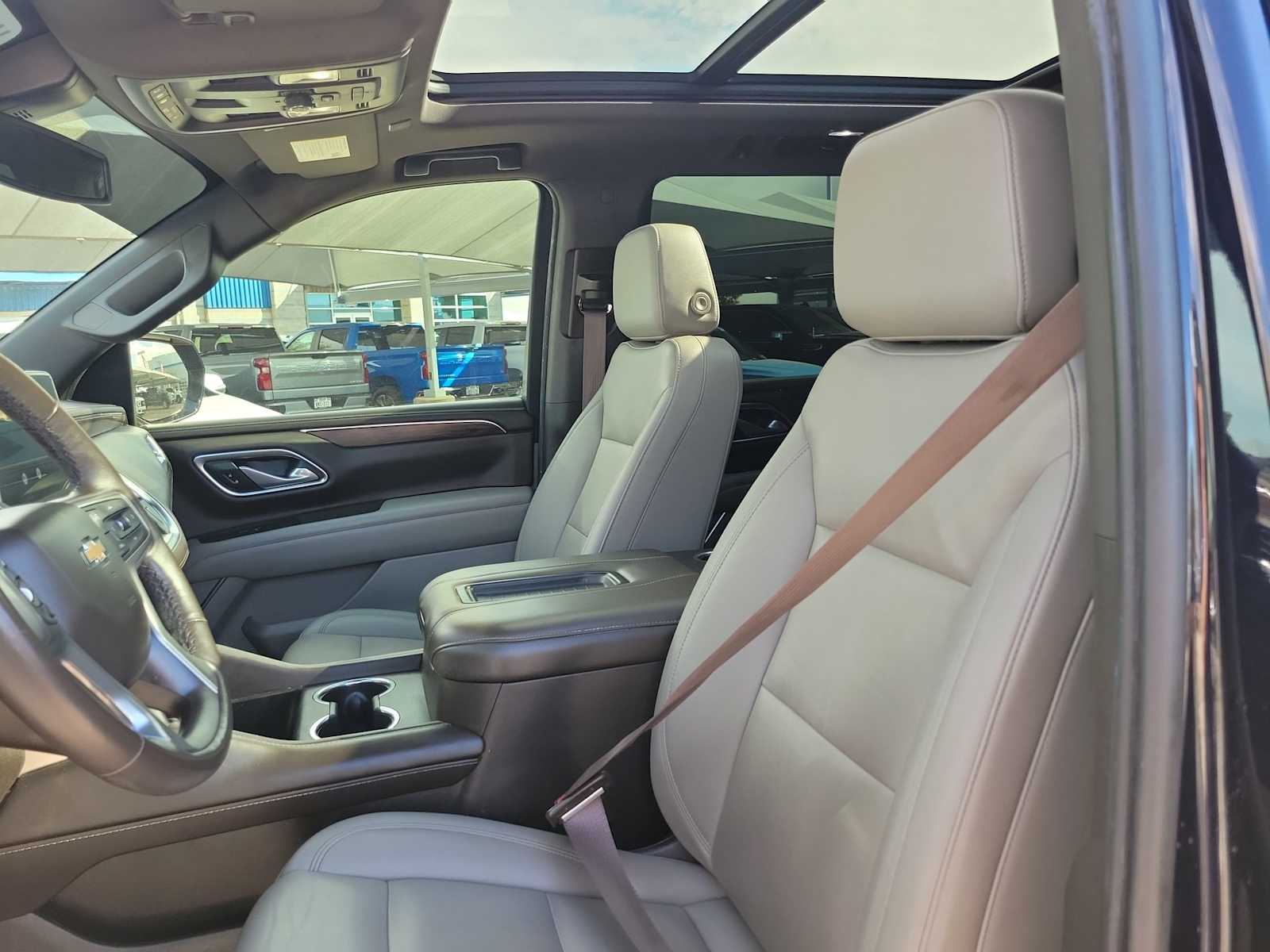 Thumbnail: 2022 Chevrolet Tahoe - 11