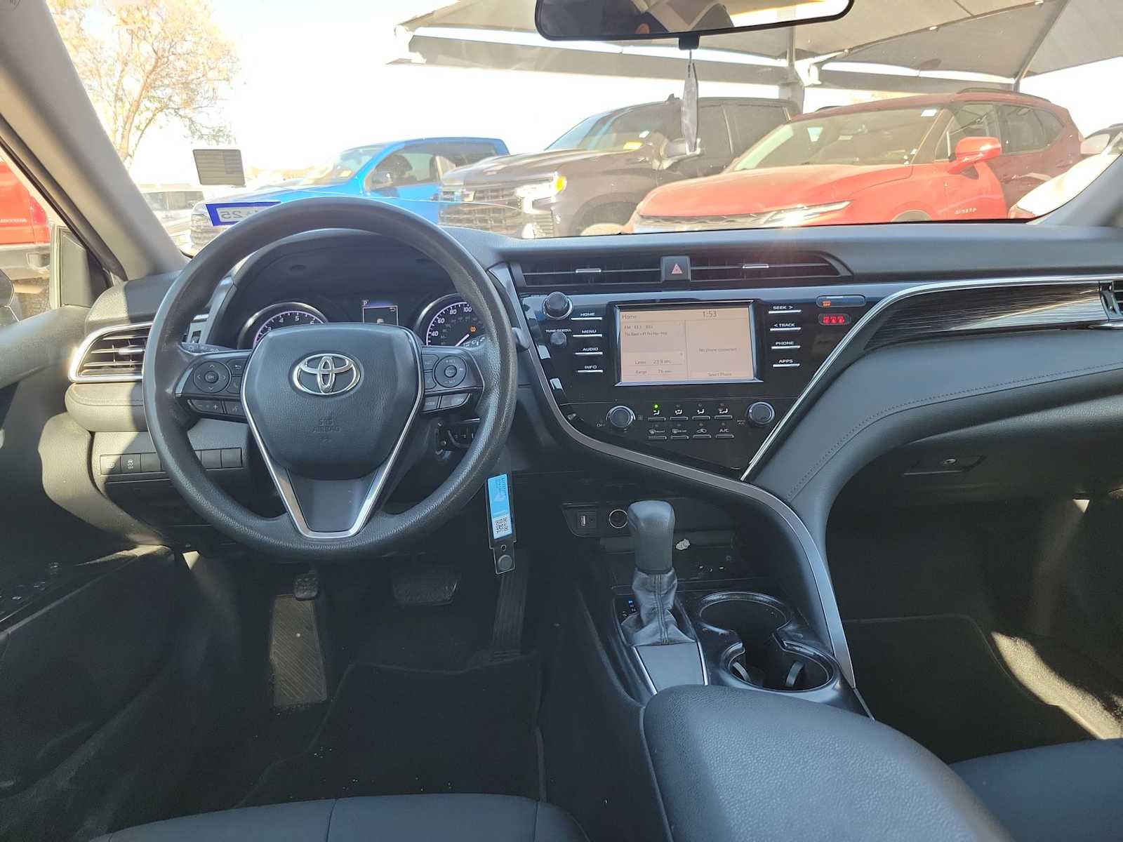 Thumbnail: 2018 Toyota Camry - 10