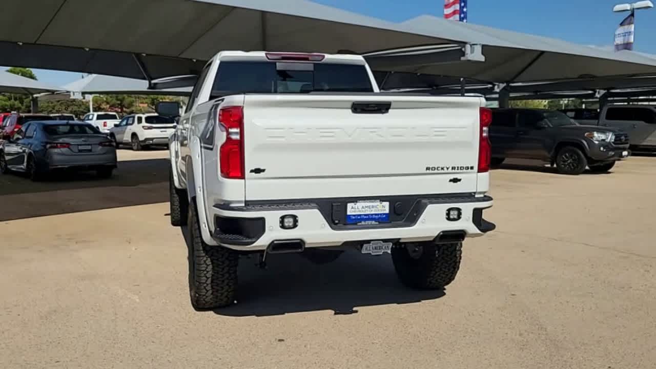 Thumbnail: 2025 Chevrolet Silverado 1500 - 8