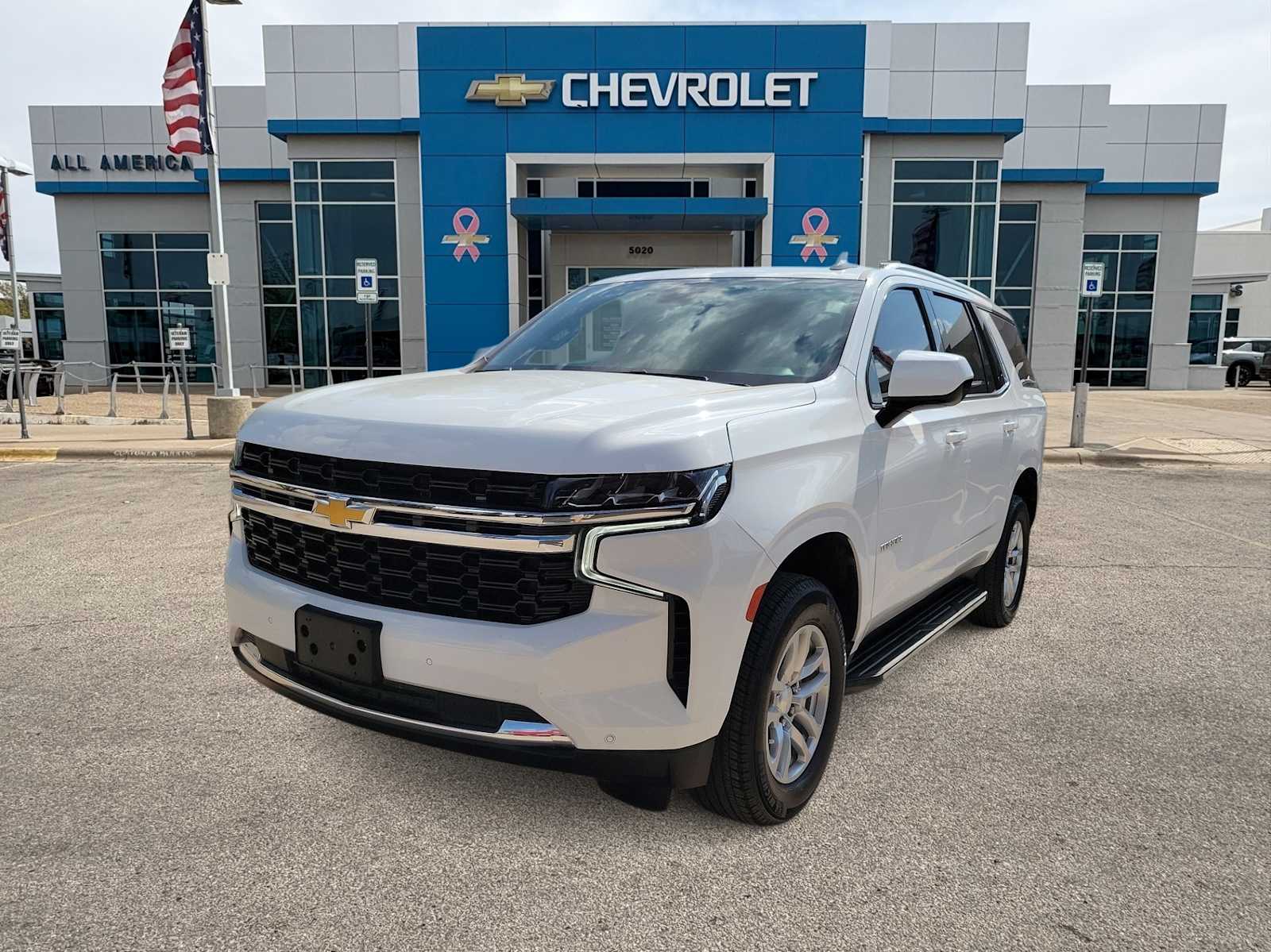 Thumbnail: 2023 Chevrolet Tahoe - 1