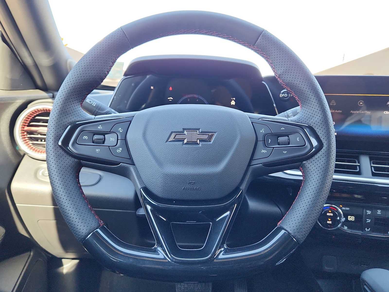 Thumbnail: 2026 Chevrolet Trax - 15