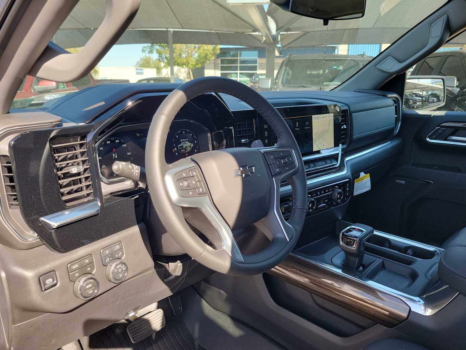 Thumbnail: 2026 Chevrolet Silverado 1500 - 2