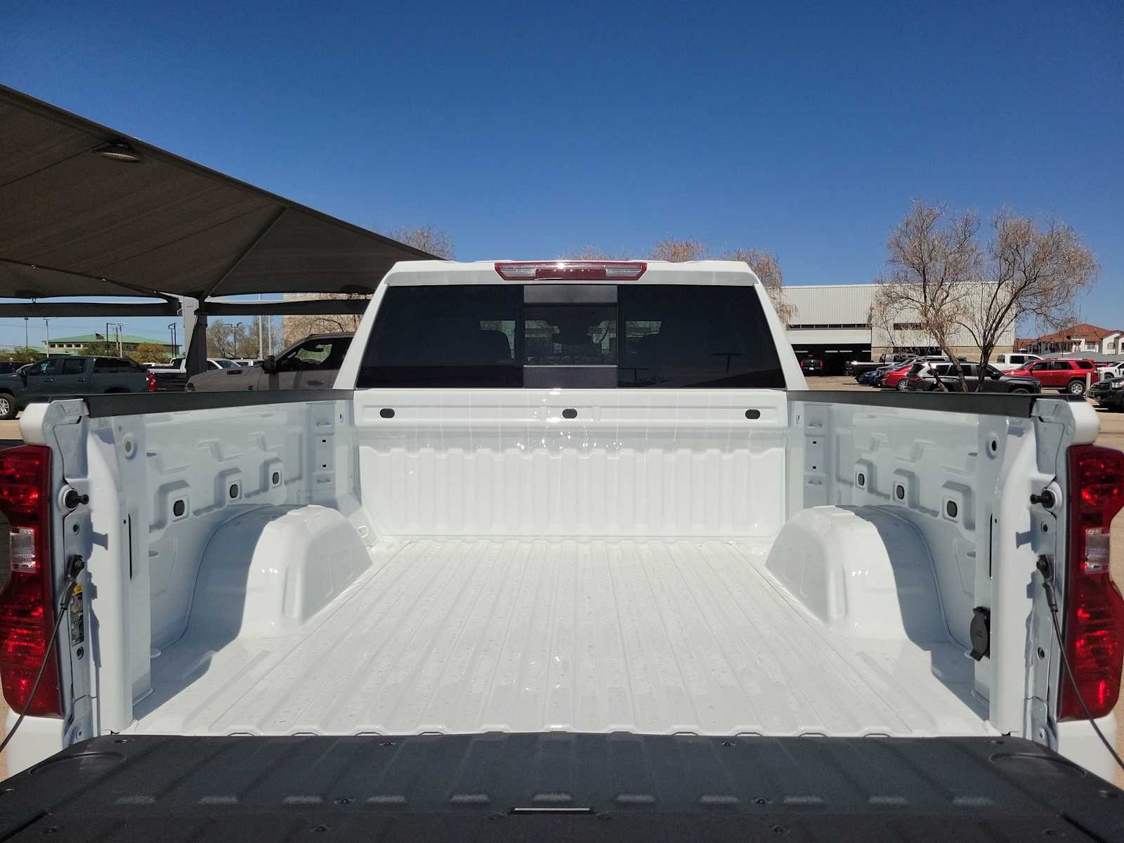 Thumbnail: 2026 Chevrolet Silverado 1500 - 15