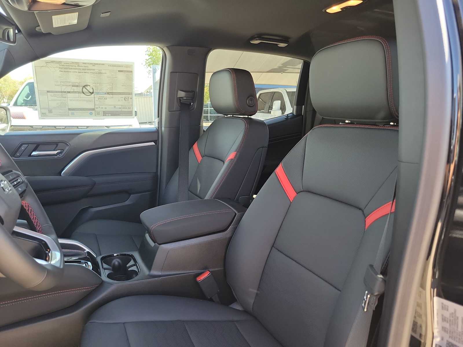 Thumbnail: 2026 Chevrolet Colorado - 11